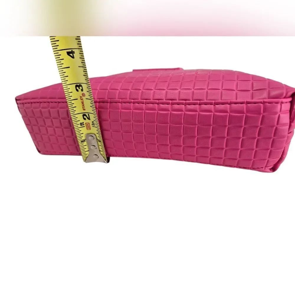 Pink Textured Women's Bag - Picture 6 of 11